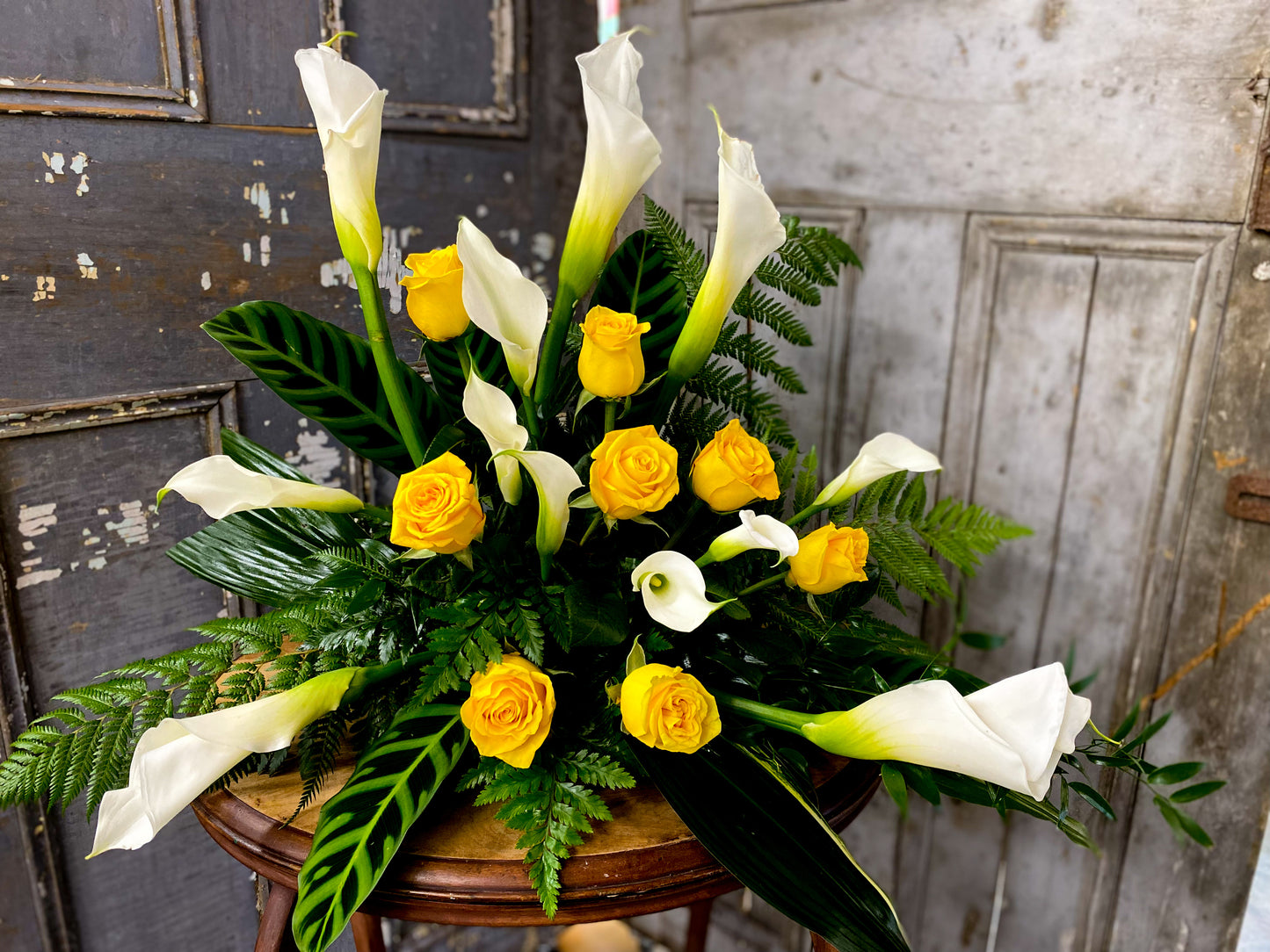 Tranquil Lilies Spray in White and Yellow